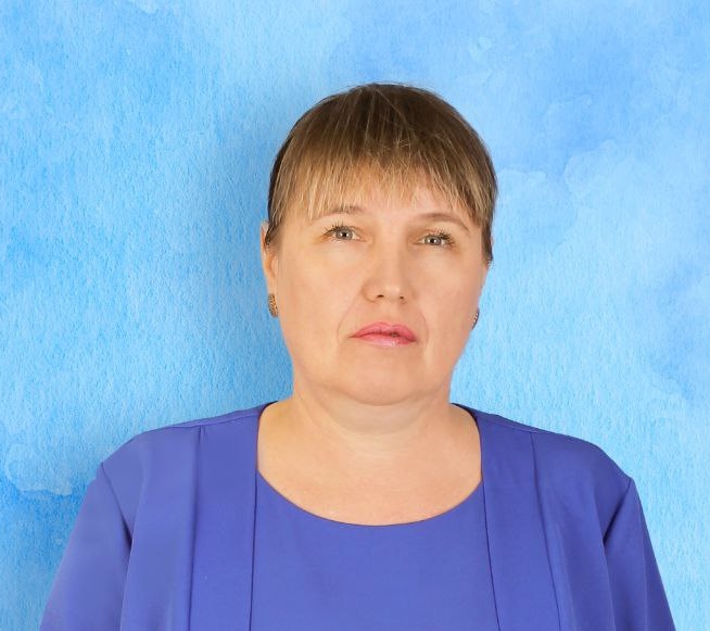 Заместитель заведующего Марченко Любовь Юрьевна.